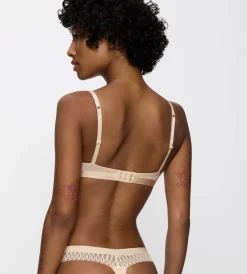 Triumph AURA SPOTLIGHT