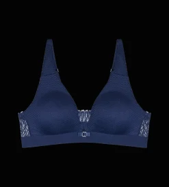 Triumph AURA SPOTLIGHT T