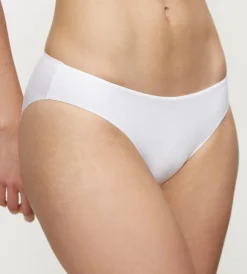 Triumph BODY MAKE-UP ESSENTIALS