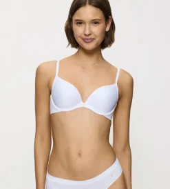 Triumph BODY MAKE-UP ESSENTIALS