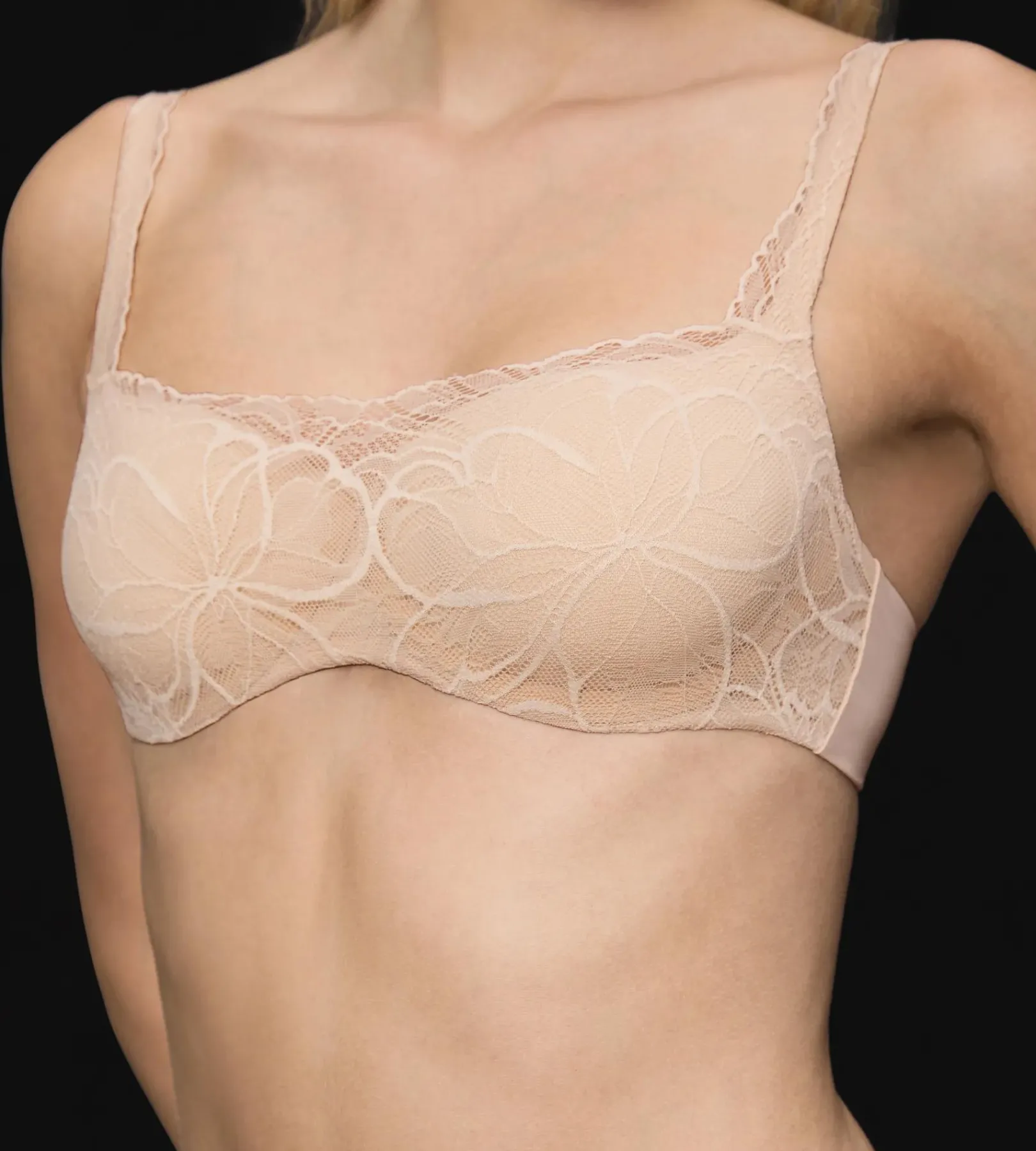 Triumph BODY MAKE-UP ILLUSION LACE