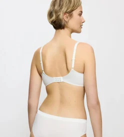 Triumph BODY MAKE-UP SOFT TOUCH