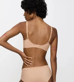 Triumph BODY MAKE-UP SOFT TOUCH