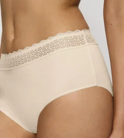 Triumph FEEL OF MODAL