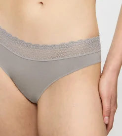 Triumph FEEL OF MODAL