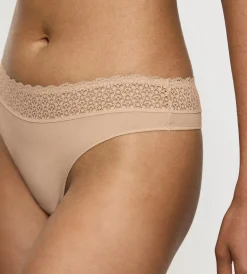 Triumph FEEL OF MODAL