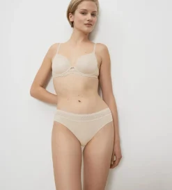 Triumph FEEL OF MODAL