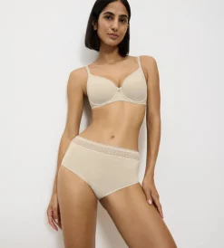 Triumph FEEL OF MODAL