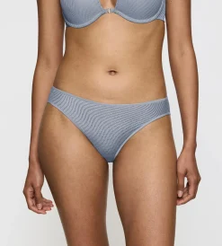 Triumph HARMONY SPOTLIGHT