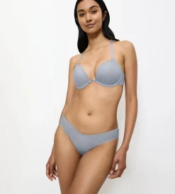 Triumph HARMONY SPOTLIGHT