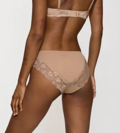 Triumph LOVELY MICRO