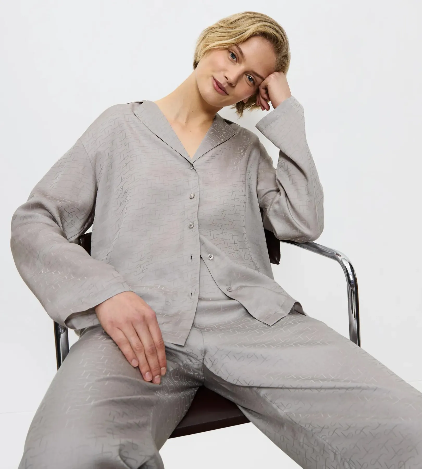 Triumph SILKY SENSUALITY