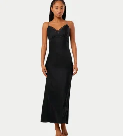 Triumph WILD AZALEA FLORALE