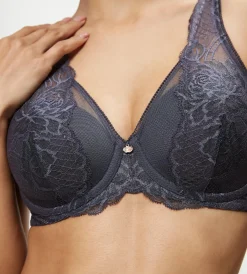 Triumph WILD PEONY FLORALE